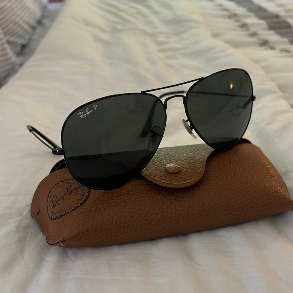 Ray-Ban Dark Aviator Sunglasses with Brown Case